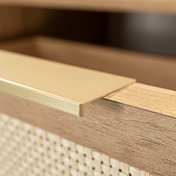 comoda madeira 3 gavetas ratan e puxador dourado 15