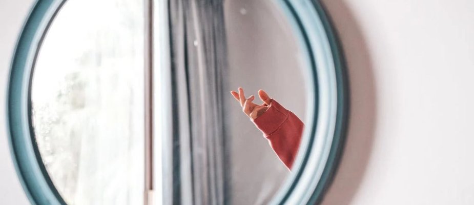 Como fazer moldura para espelho: modelos e ideias para se inspirar! Como fazer moldura para espelho: modelos e ideias para se inspirar!