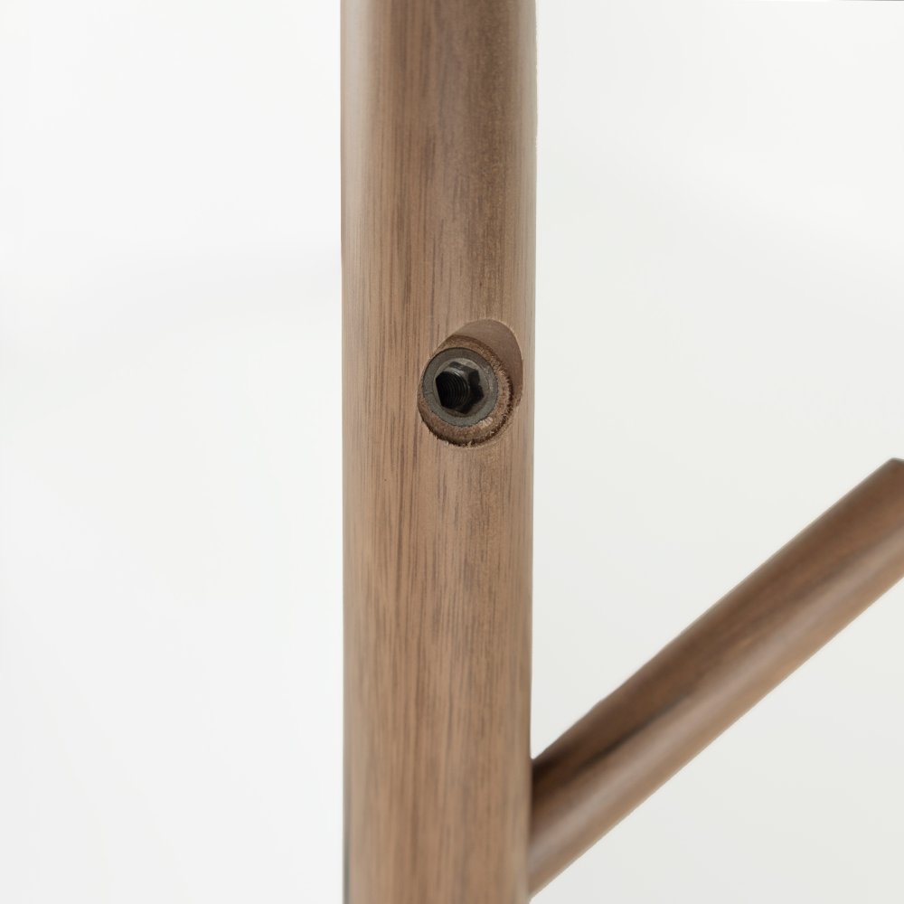 detalhe ferragem base